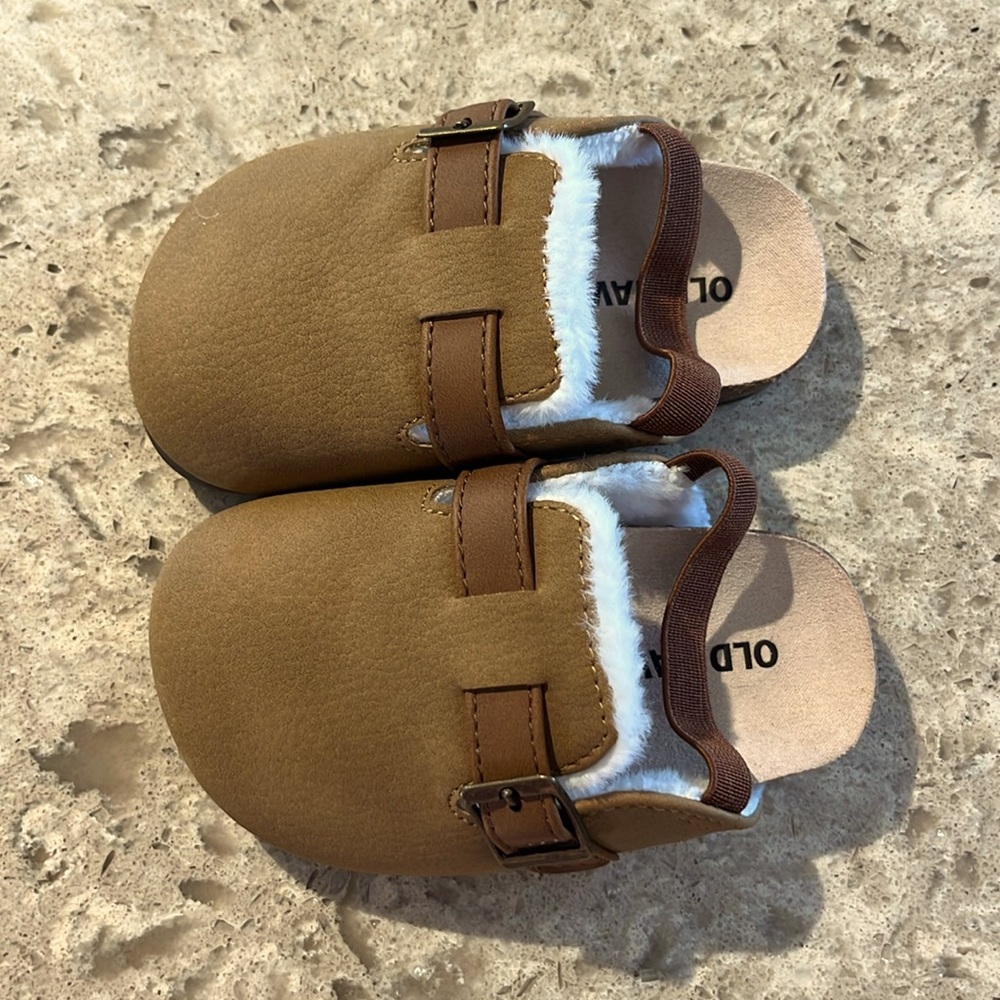 12-18m clogs